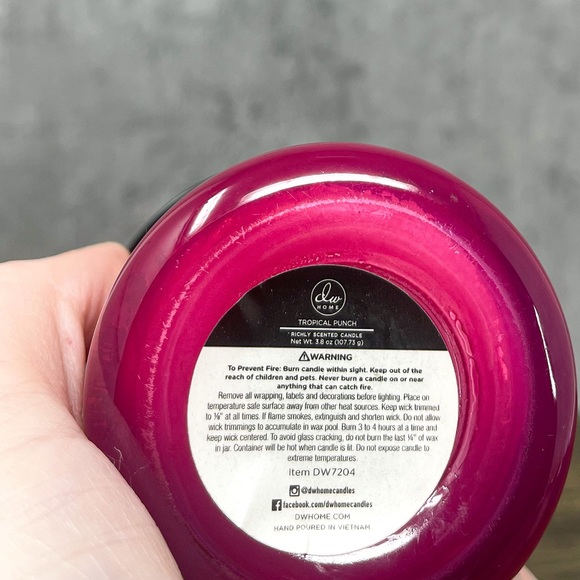 Tropical candles, set of 4 DW Home mini candles, 3.8 oz candles, summer scents - Picture 6 of 7